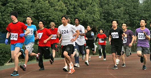  2012年度成都國(guó)際學(xué)校聯(lián)盟越野賽在我校隆重舉行 