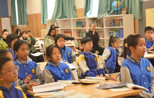 融合部丨以 “表達” 為鑰,破學科之界——融合部小學雙語班家長開放日